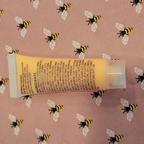 Beauty Society Travel Skincare - 8 Total Items - Picture 14 of 16